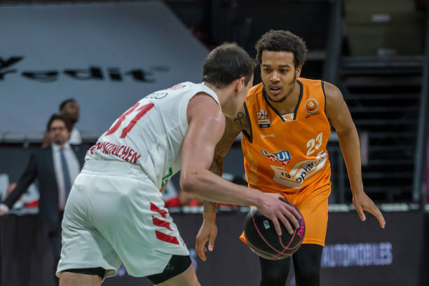 战术上的深 战术上的深